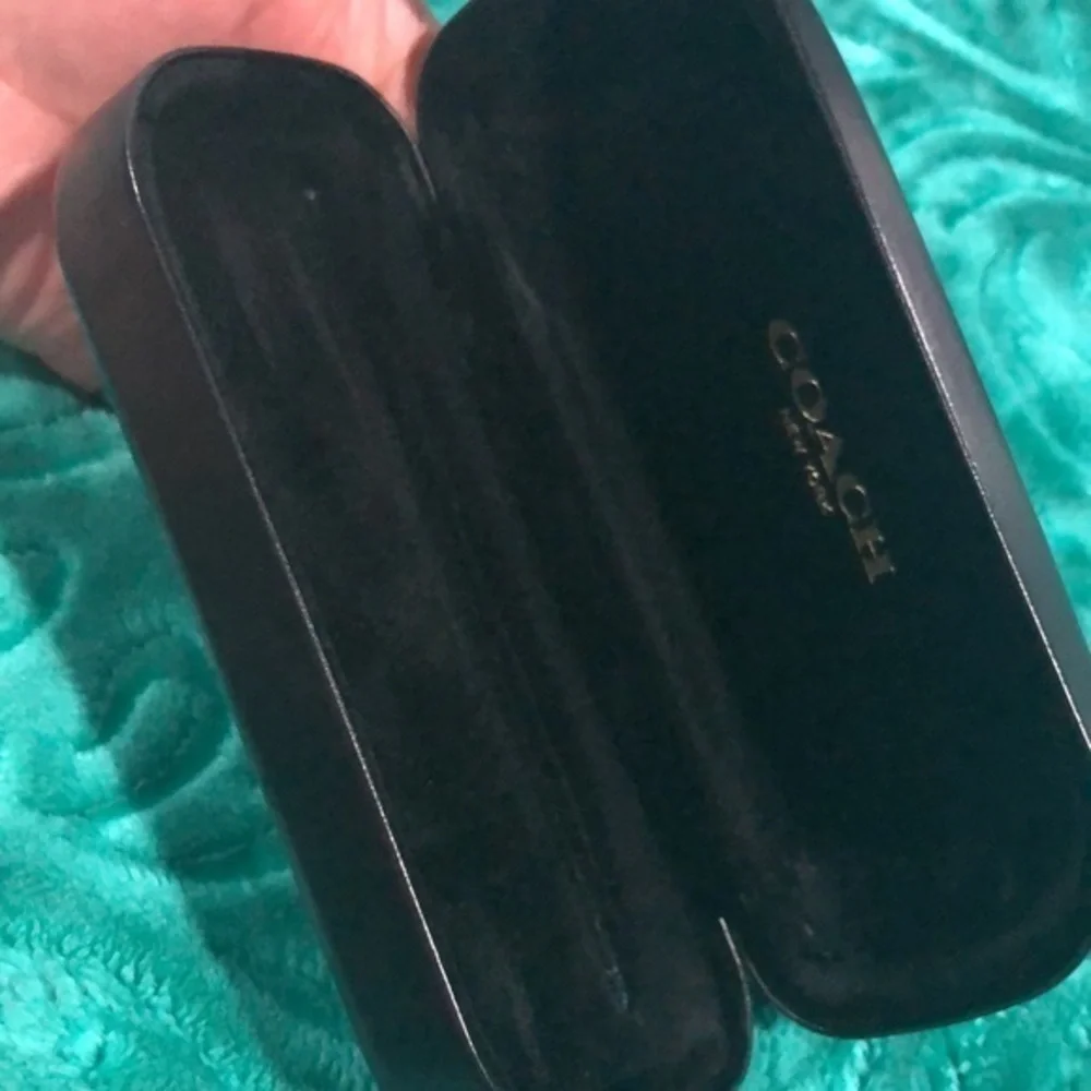 Coach‎ glasses black case